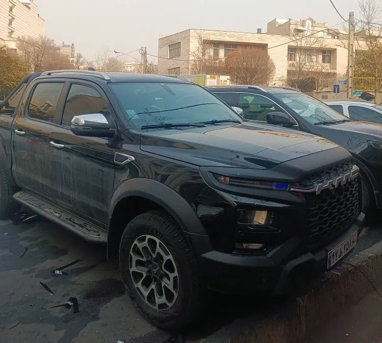 نصب برچسب شیشه دودی اتومبیل