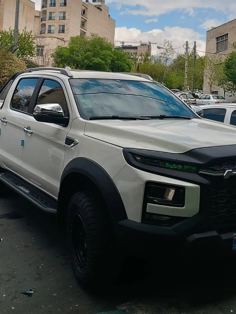 نصب برچسب شیشه دودی اتومبیل